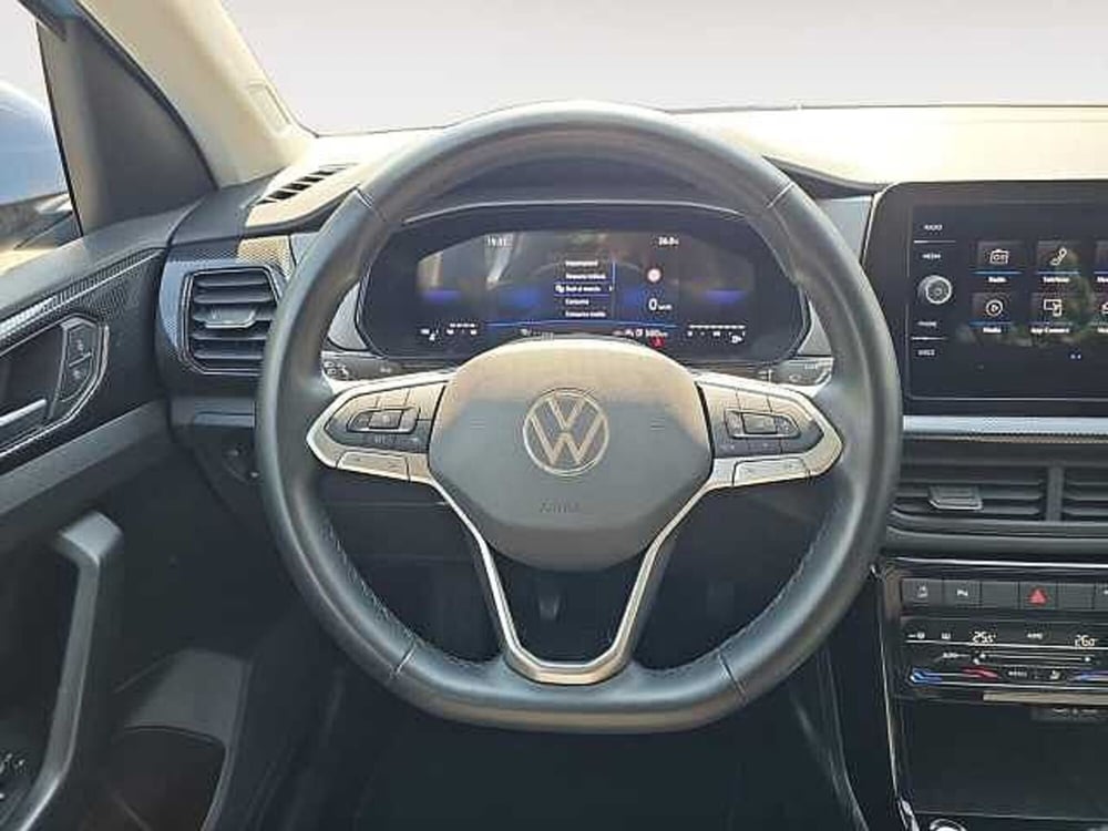 Volkswagen T-Cross usata a Lecco (11)