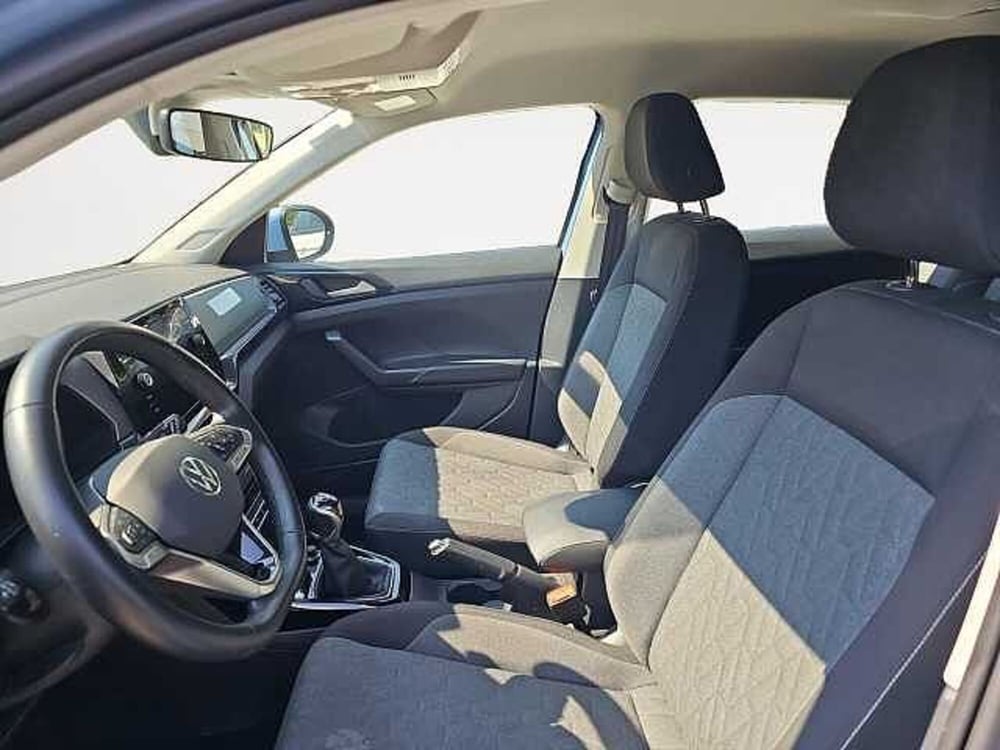 Volkswagen T-Cross usata a Lecco (12)
