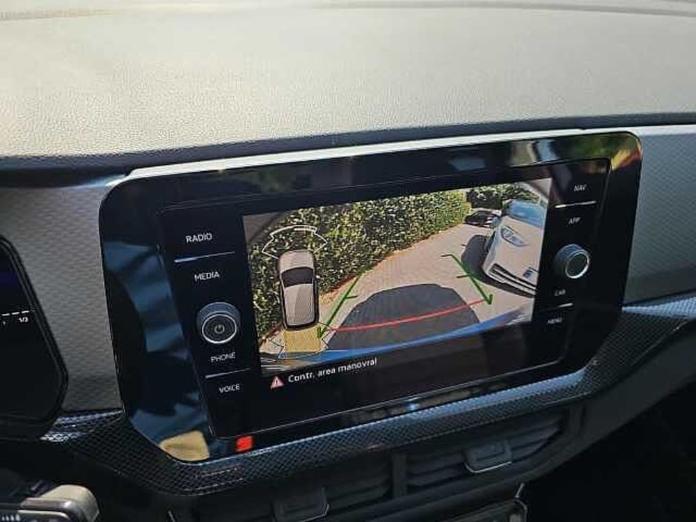 Volkswagen T-Cross usata a Lecco (17)