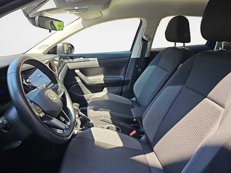 Volkswagen Taigo usata a Lecco (12)