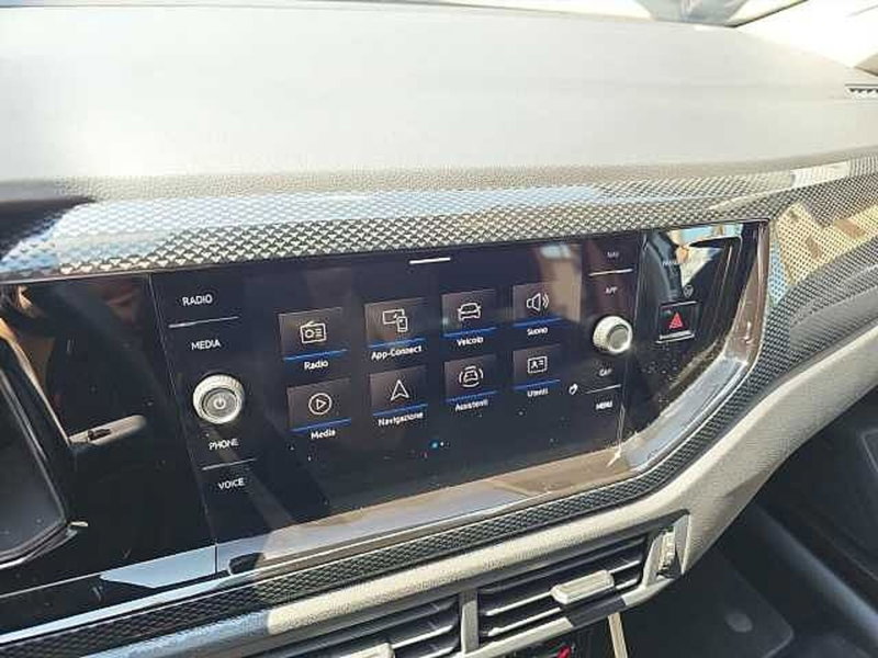 Volkswagen Taigo usata a Lecco (19)