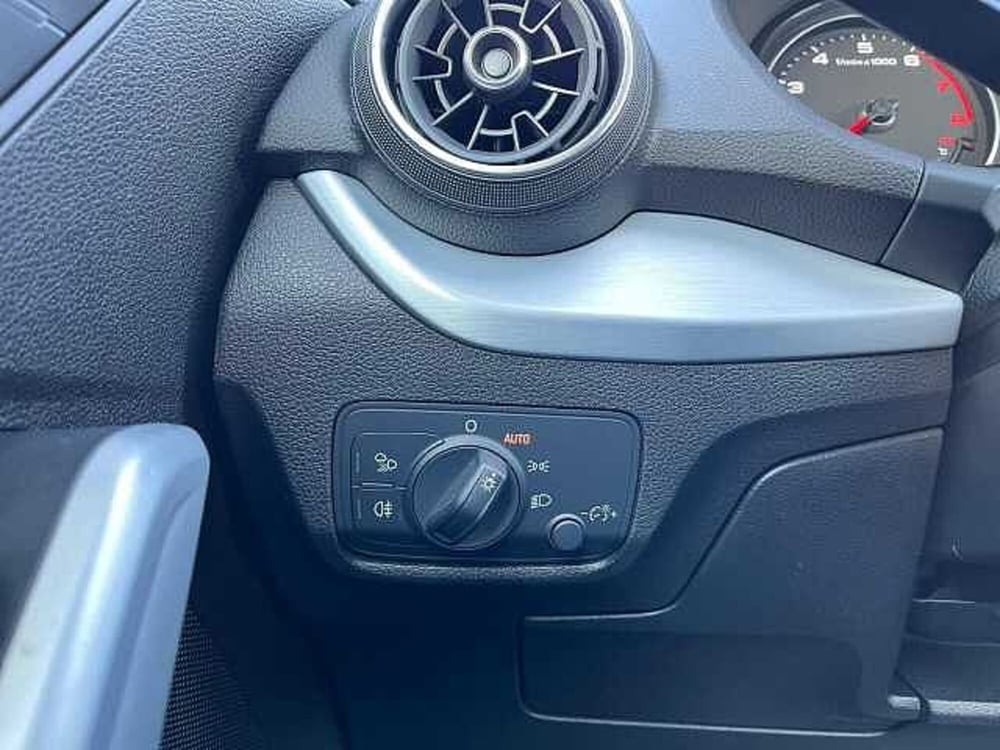 Audi Q2 usata a Firenze (18)