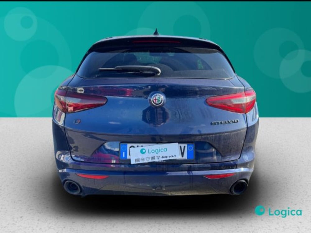 Alfa Romeo Stelvio usata a Biella (10)