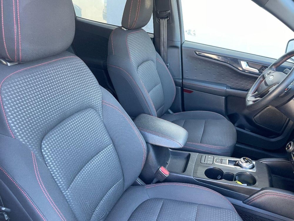 Ford Kuga usata a Lecce (18)