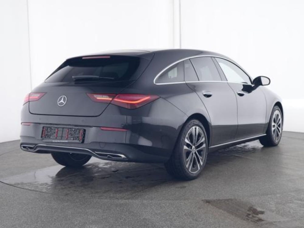 Mercedes-Benz CLA Shooting Brake usata a Milano (2)