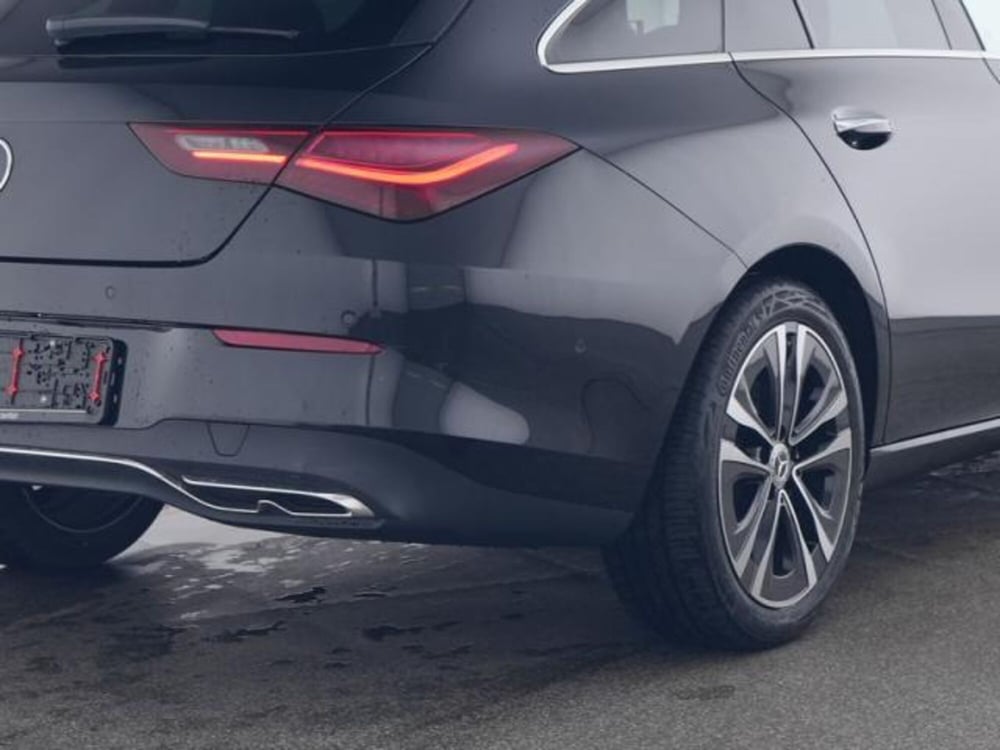 Mercedes-Benz CLA Shooting Brake usata a Milano (4)