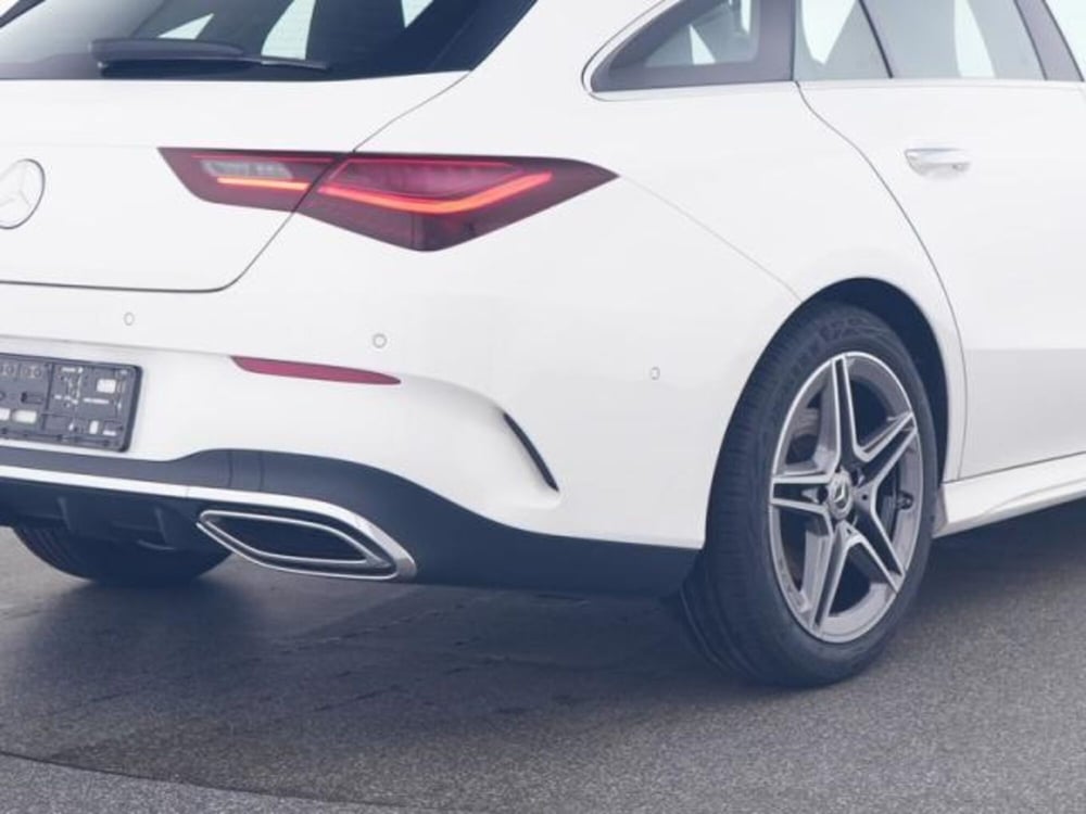 Mercedes-Benz CLA Shooting Brake usata a Milano (4)