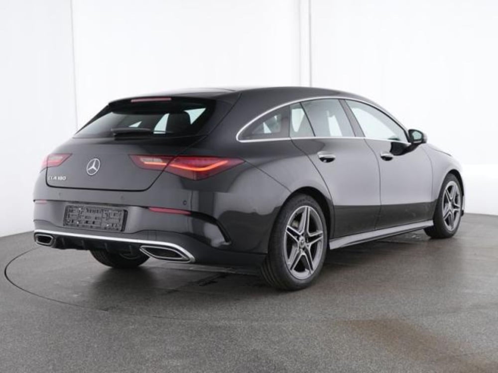 Mercedes-Benz CLA Shooting Brake usata a Milano (2)