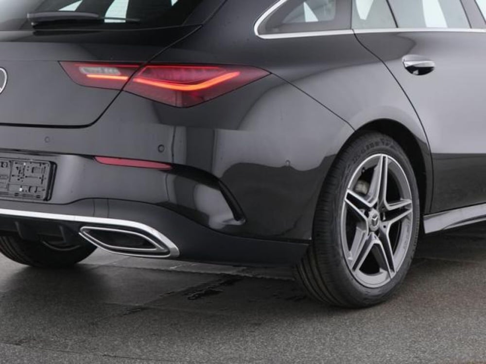 Mercedes-Benz CLA Shooting Brake usata a Milano (4)