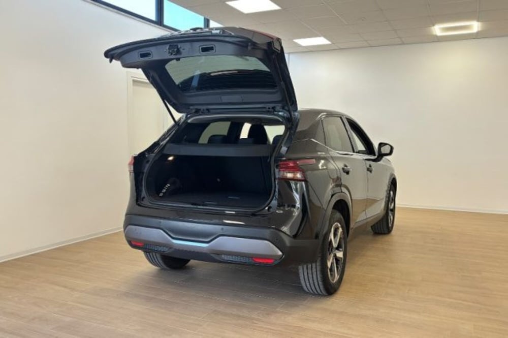 Nissan Qashqai usata a Latina (7)