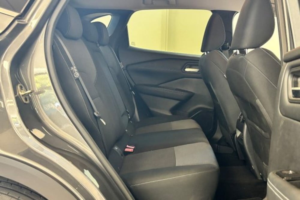 Nissan Qashqai usata a Latina (10)