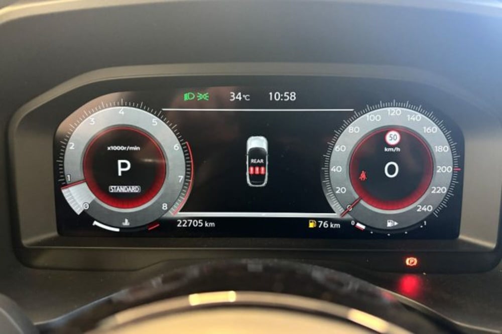 Nissan Qashqai usata a Latina (13)