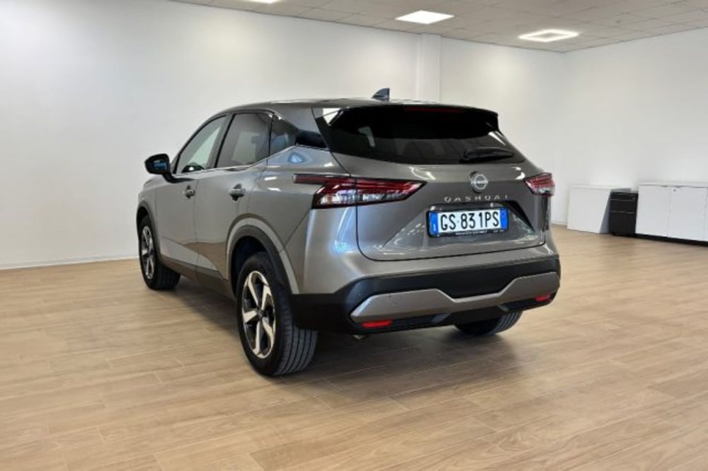 Nissan Qashqai usata a Latina (5)