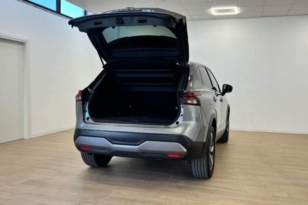 Nissan Qashqai usata a Latina (7)