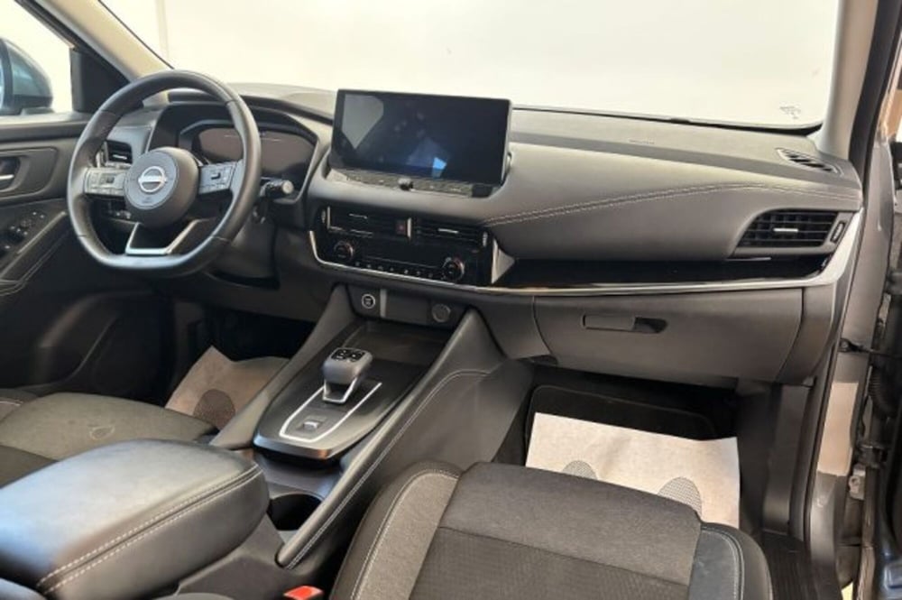 Nissan Qashqai usata a Latina (9)