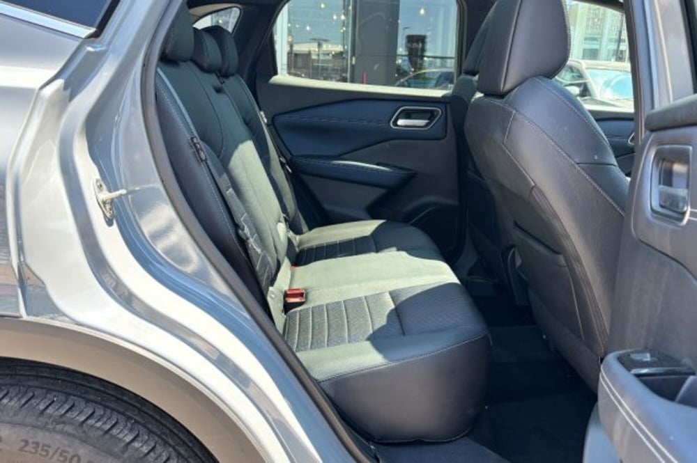 Nissan Qashqai usata a Latina (10)