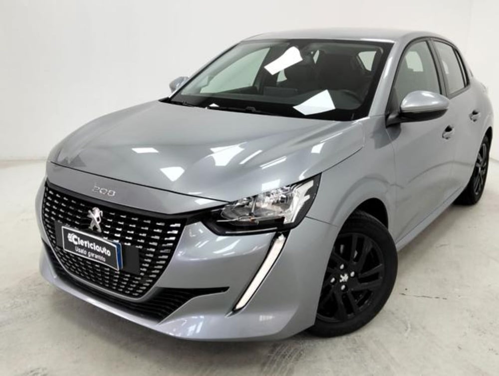 Peugeot 208 usata a Como