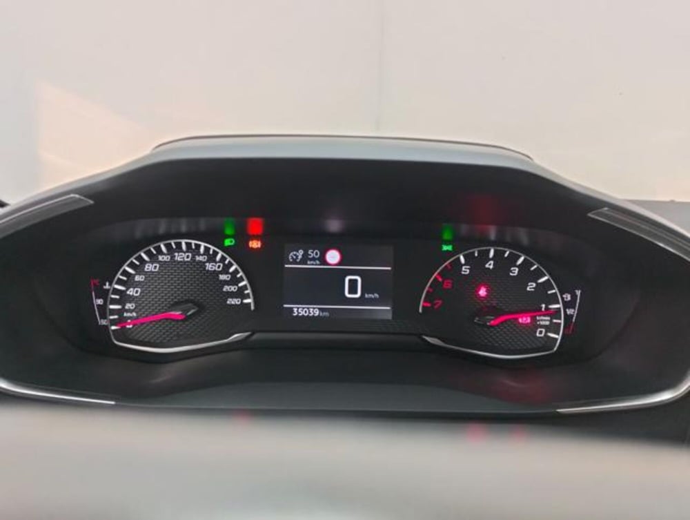 Peugeot 208 usata a Como (12)