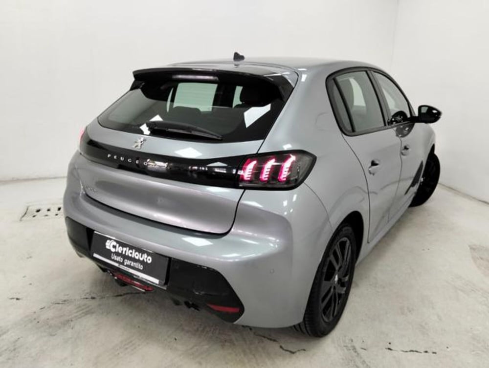 Peugeot 208 usata a Como (2)