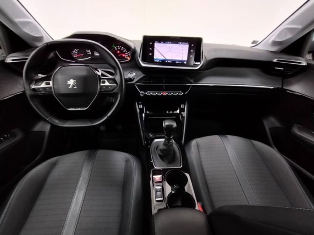 Peugeot 208 usata a Como (4)