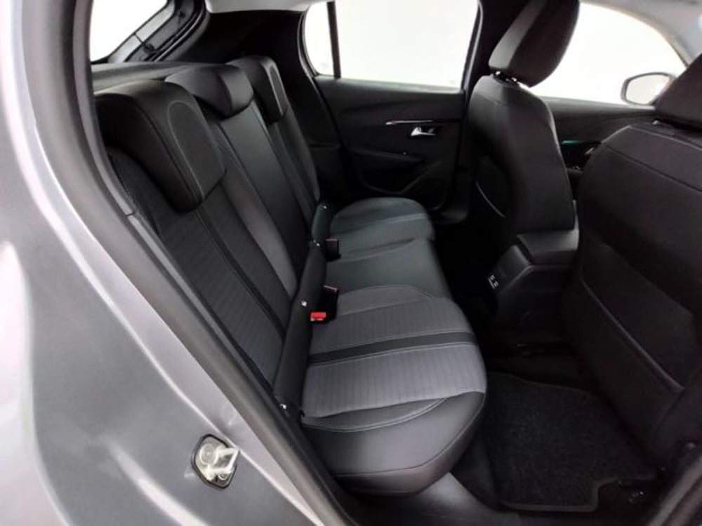 Peugeot 208 usata a Como (5)