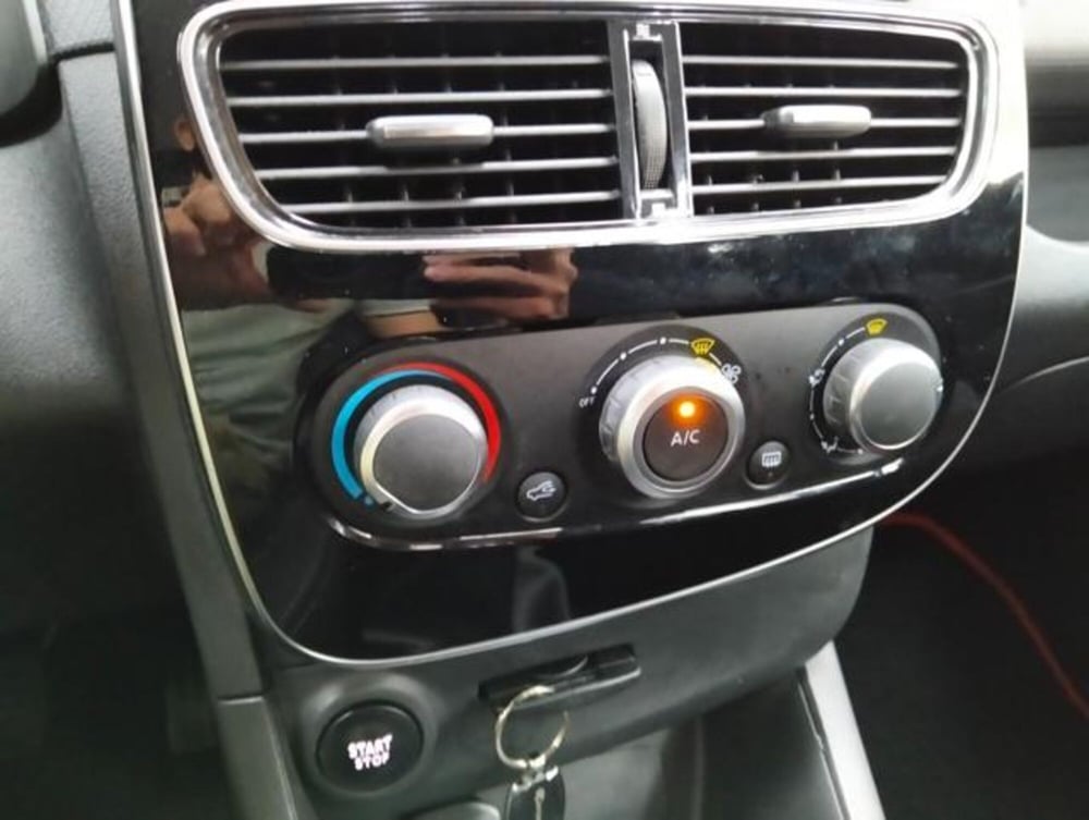 Renault Clio usata a Como (15)