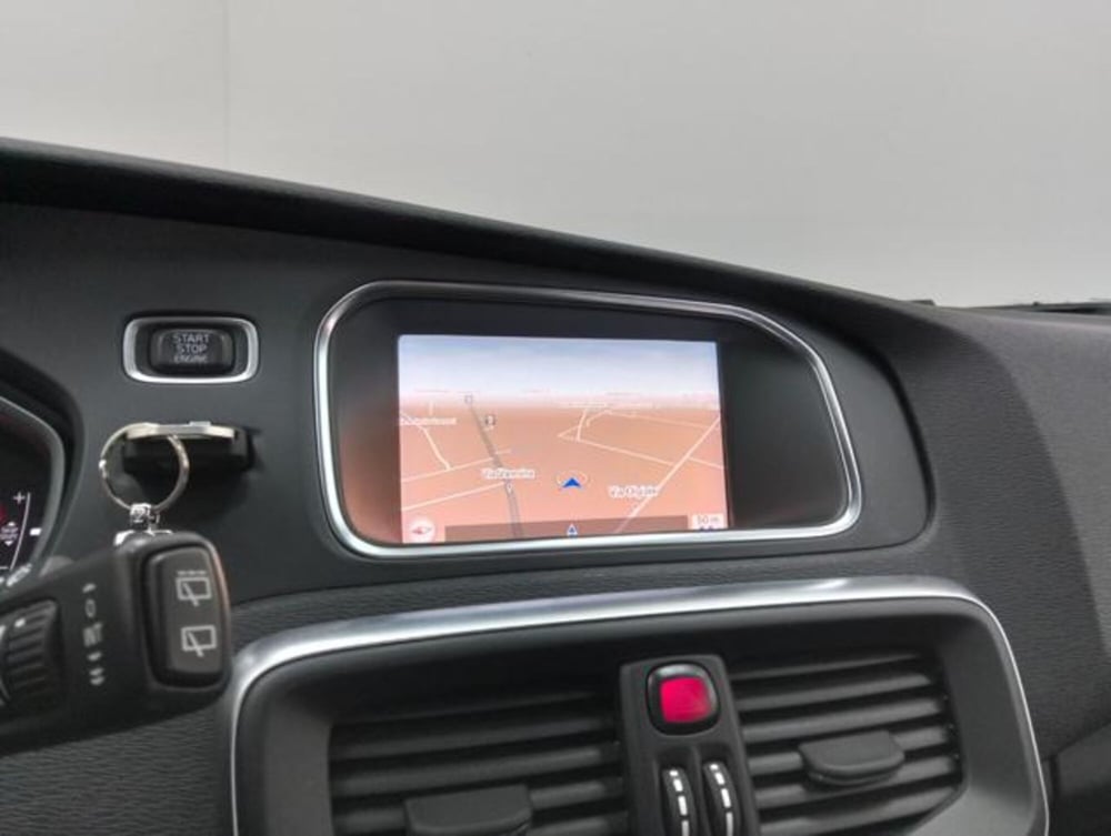 Volvo V40 usata a Como (15)