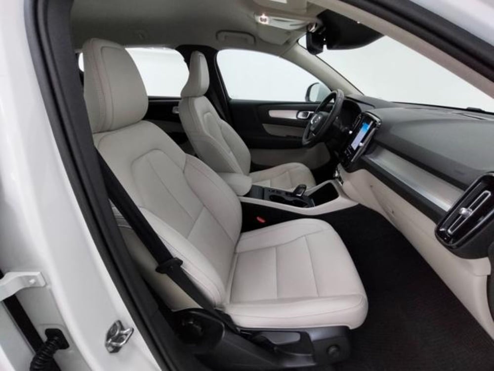 Volvo XC40 usata a Como (3)