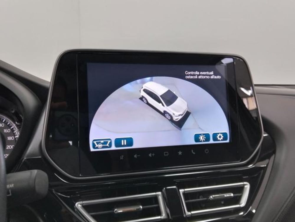 Suzuki S-Cross usata a Como (18)