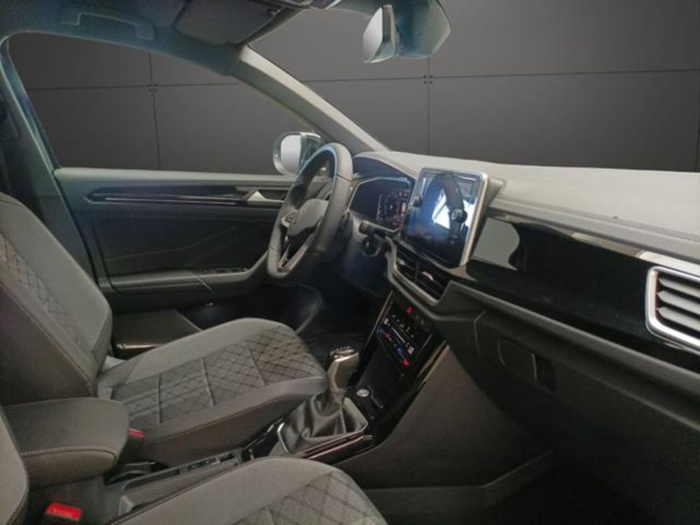 Volkswagen T-Roc nuova a Milano (11)