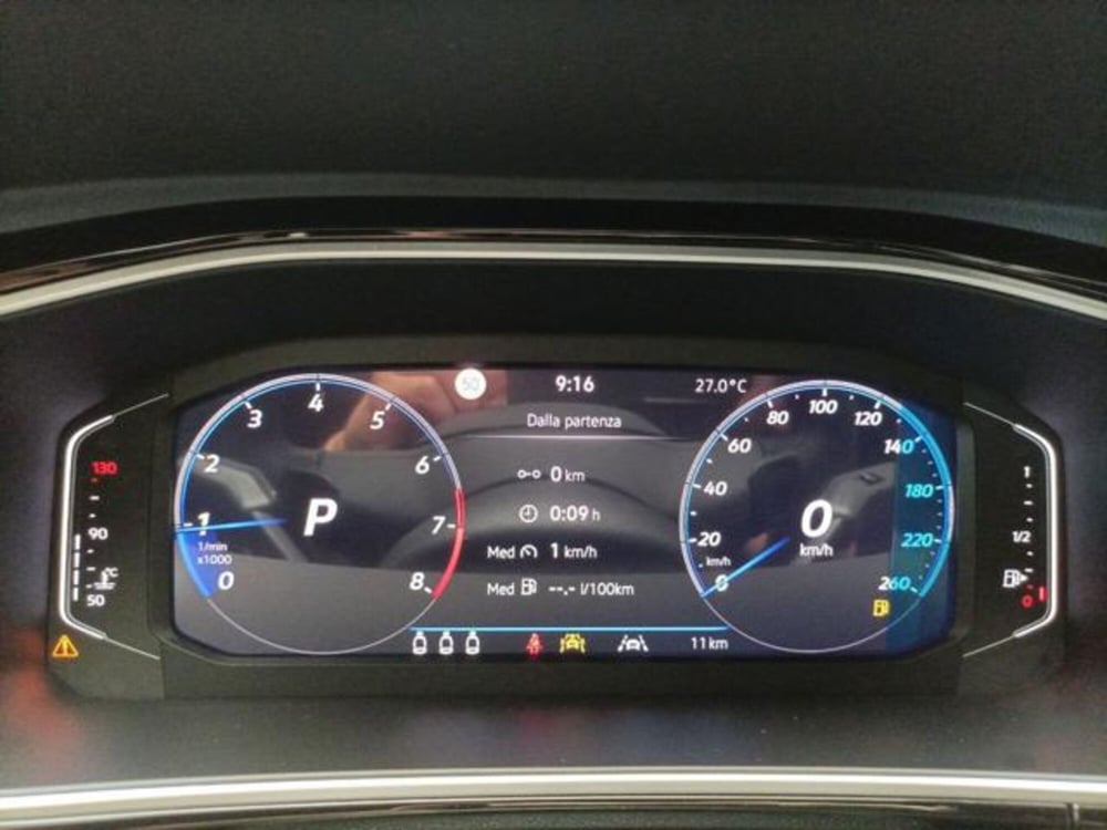 Volkswagen T-Roc nuova a Milano (14)