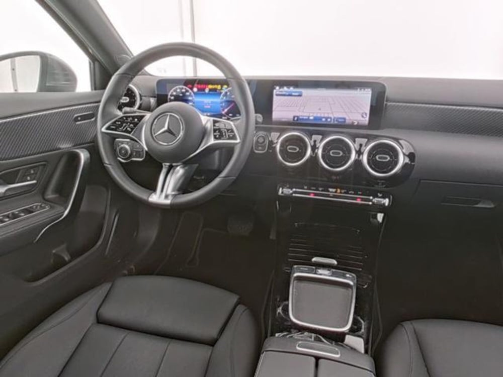 Mercedes-Benz Classe A usata a Milano (7)