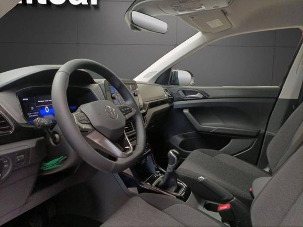 Volkswagen T-Cross nuova a Milano (10)