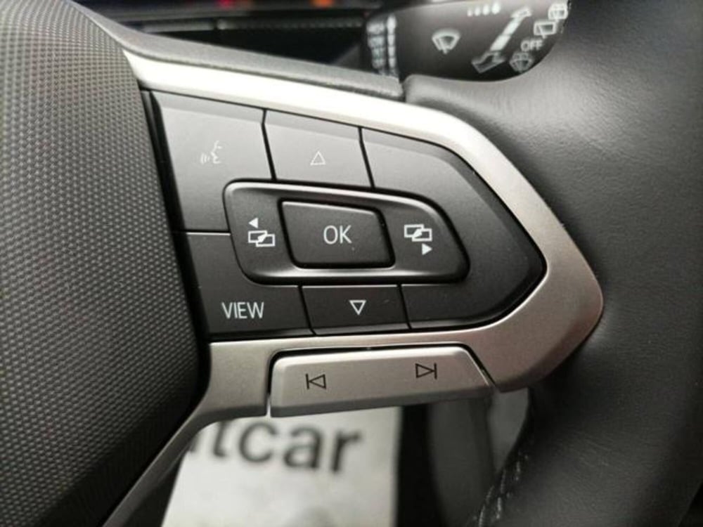 Volkswagen T-Cross nuova a Milano (13)