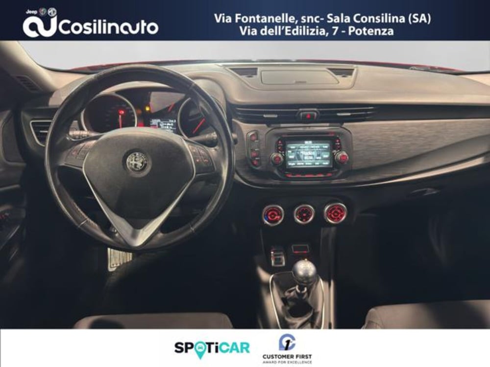 Alfa Romeo Giulietta usata a Salerno (11)