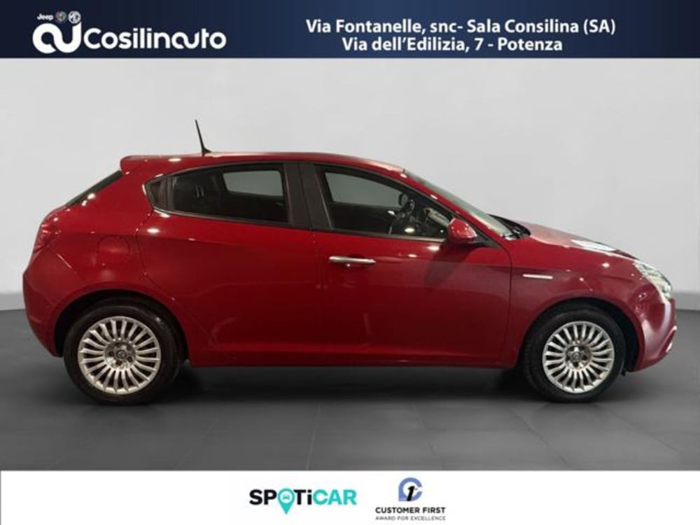 Alfa Romeo Giulietta usata a Salerno (6)