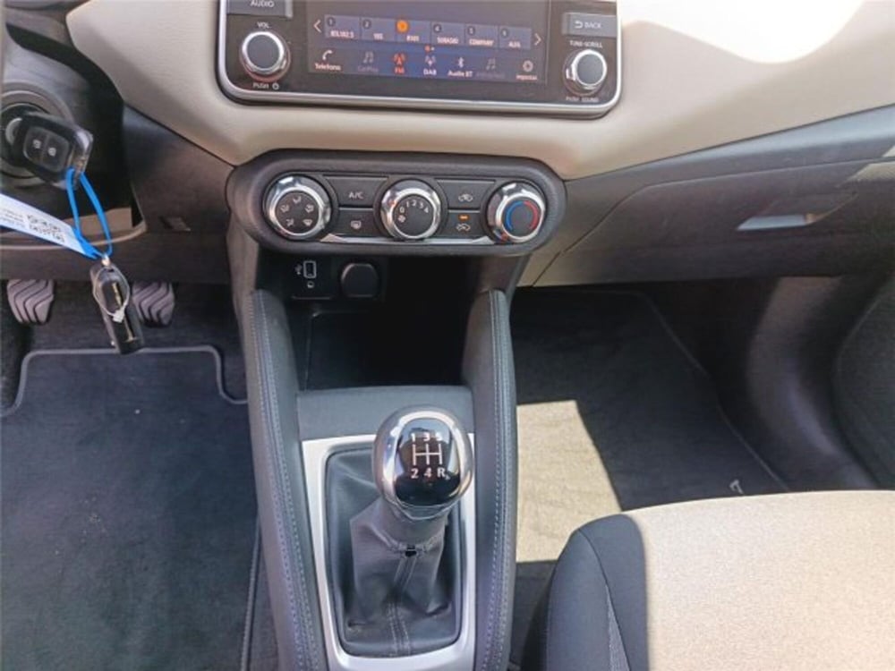 Nissan Micra usata a Bari (18)