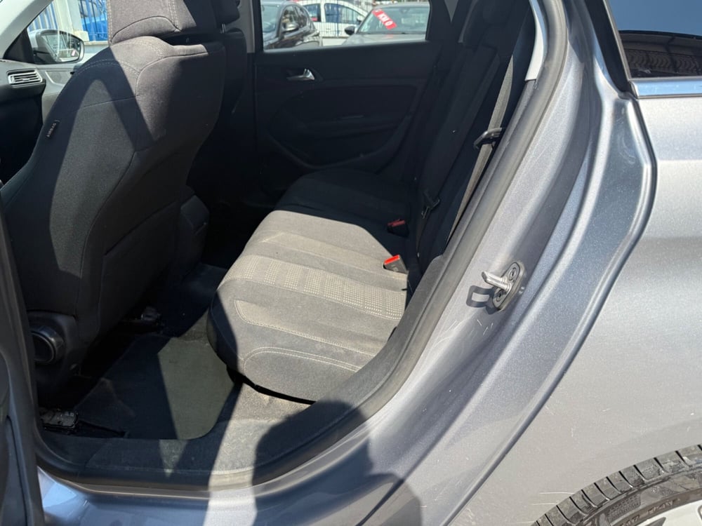 Peugeot 308 SW usata a Roma (11)