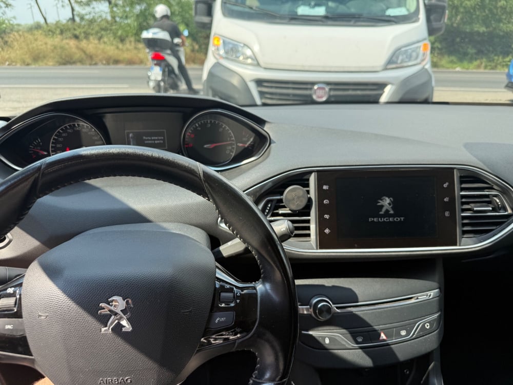Peugeot 308 SW usata a Roma (14)