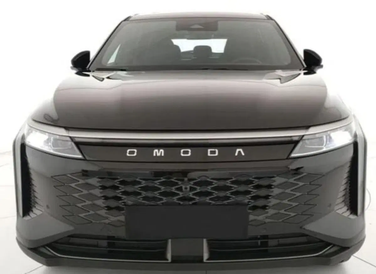 Omoda Omoda 9 SHS-P nuova a Bologna (3)