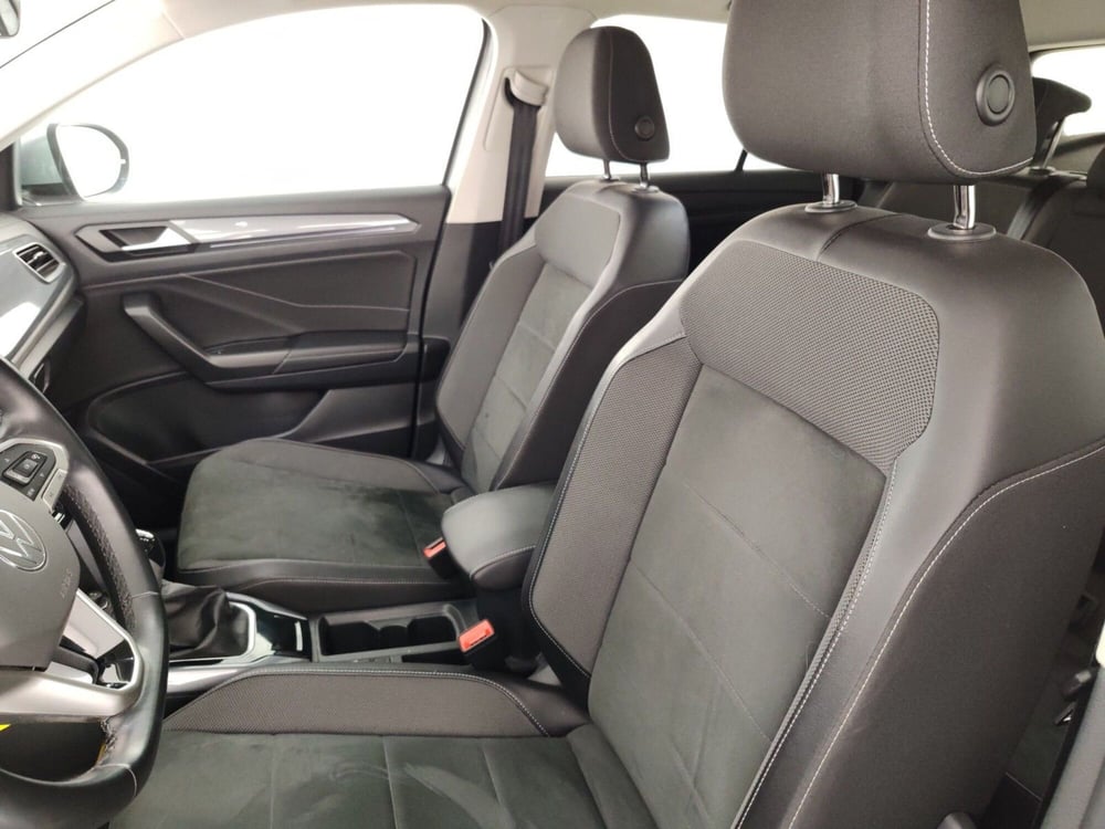 Volkswagen T-Roc usata a Massa-Carrara (9)