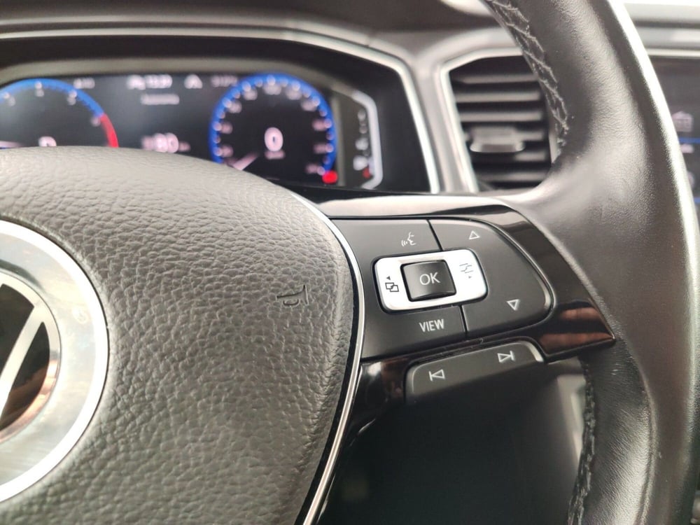 Volkswagen T-Roc usata a Massa-Carrara (13)