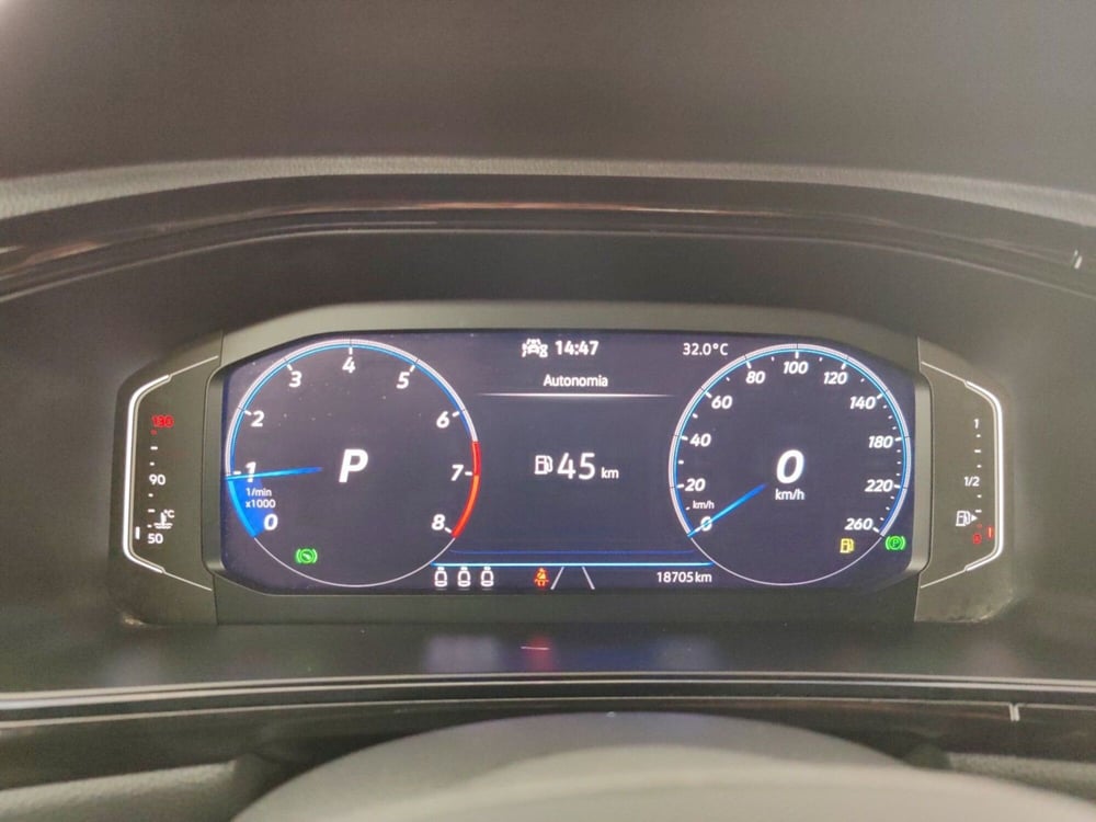 Volkswagen T-Roc usata a Massa-Carrara (15)