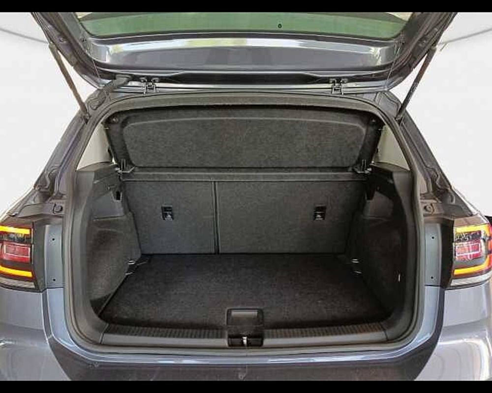 Volkswagen T-Cross usata a Roma (11)