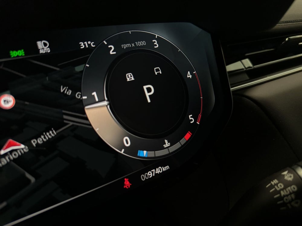 Land Rover Range Rover Sport usata a Milano (13)