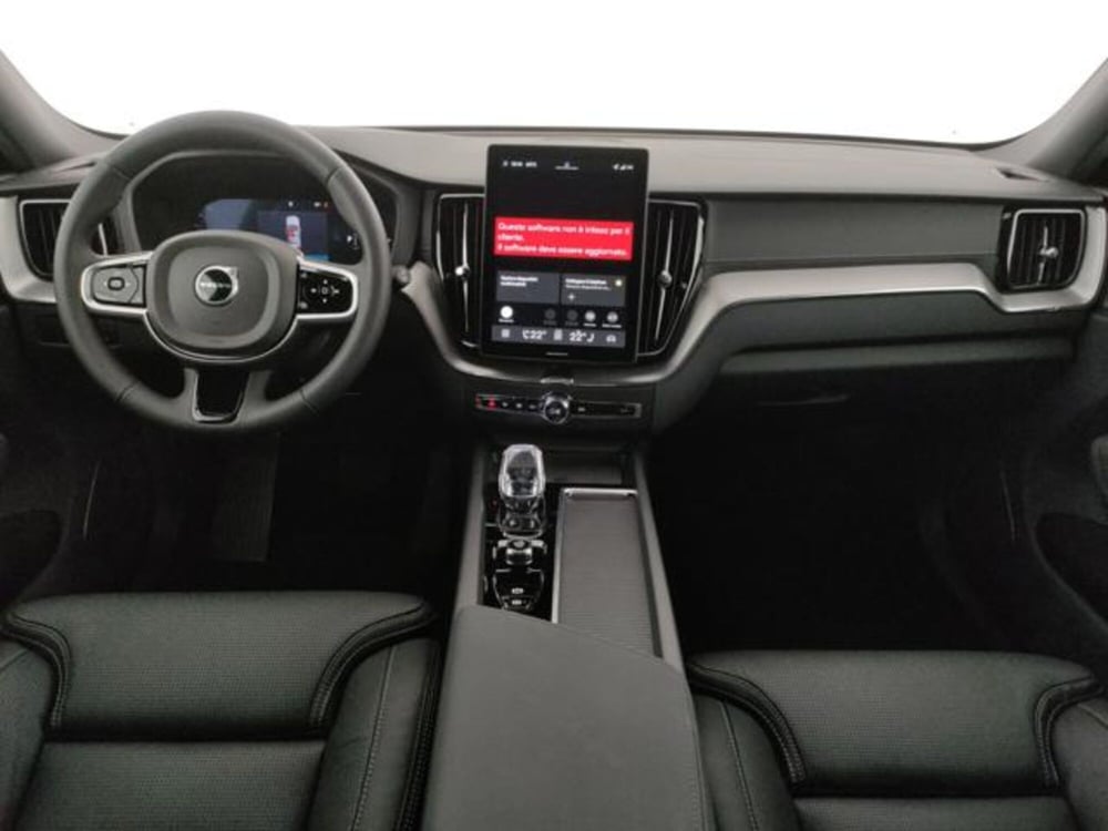 Volvo XC60 nuova a Modena (19)