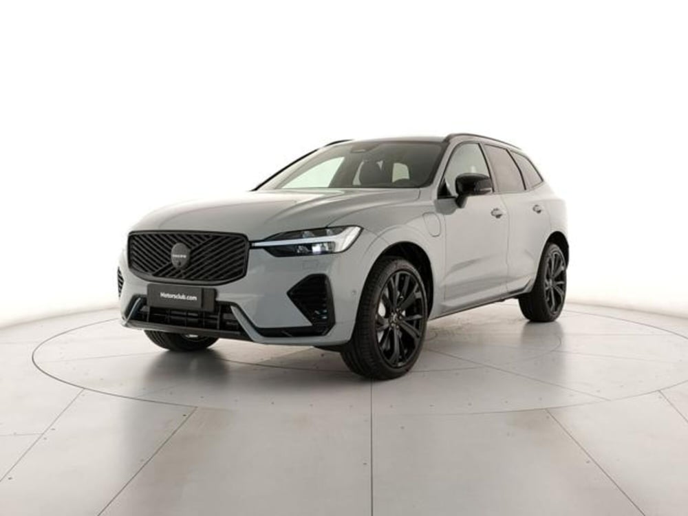 Volvo XC60 nuova a Modena (2)