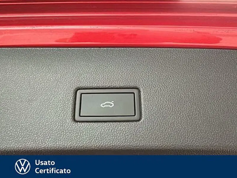 Volkswagen T-Roc usata a Vicenza (20)