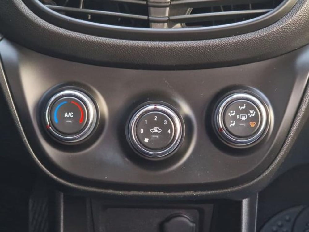 Opel Karl usata a Salerno (17)