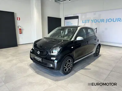 smart forfour forfour 70 1.0 twinamic Passion del 2019 usata a Modugno